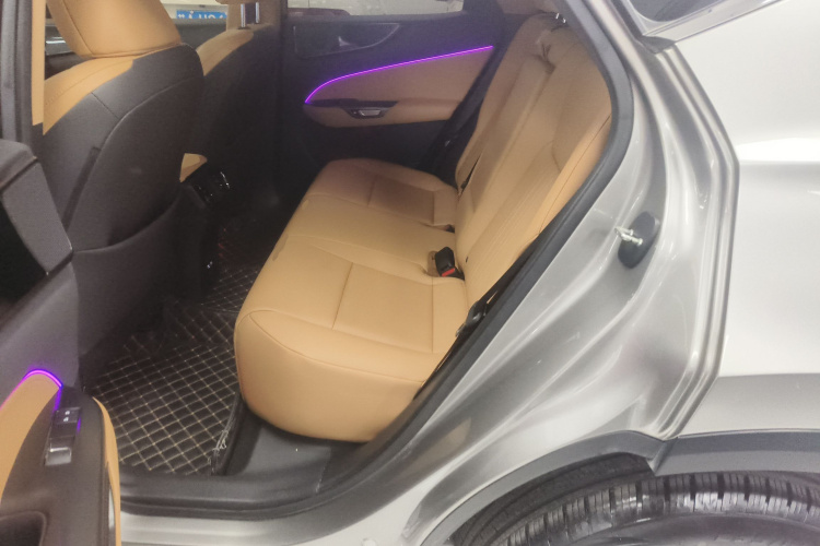雷克萨斯NX 2022款 260 前驱 创悦版中控内饰7004