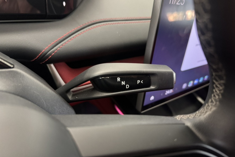 小米汽车 小米SU7 2024款 四驱超长续航高阶智驾Max版局部细节18