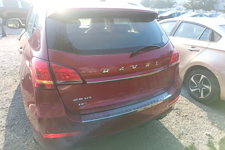 哈弗H2 2014款 1.5T 手动两驱精英版车身外观6