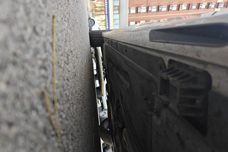 宝马3系 2022款 325Li M运动套装局部细节9001