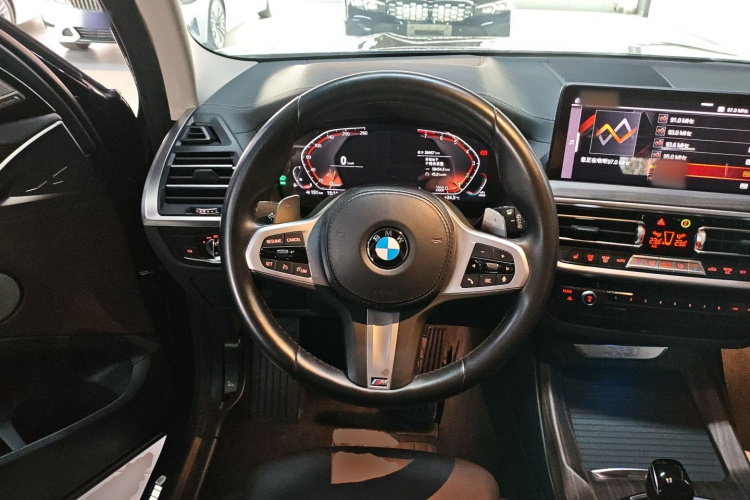 宝马X3 2022款 xDrive30i 领先型 M曜夜套装局部细节13