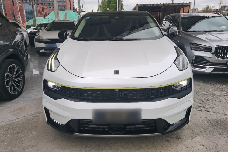 领克05 2020款 2.0TD 两驱耀Halo车身外观2