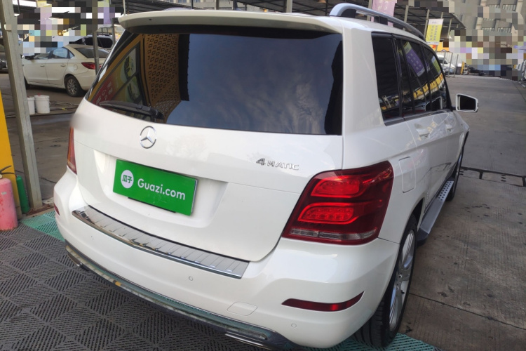 奔驰GLK级 2015款 GLK 260 4MATIC 动感型 极致版车身外观7