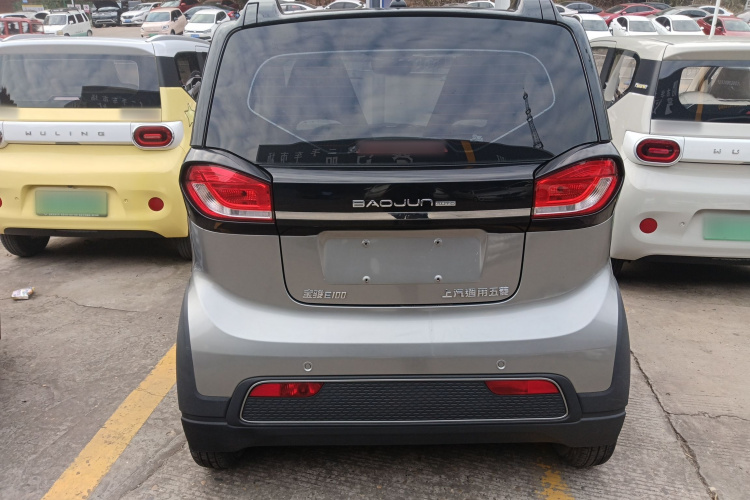 宝骏E100 2019款 250KM 智行版车身外观6