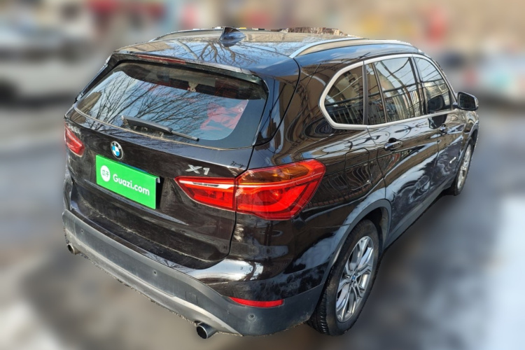 宝马X1 2018款 sDrive20Li 领先型车身外观6005