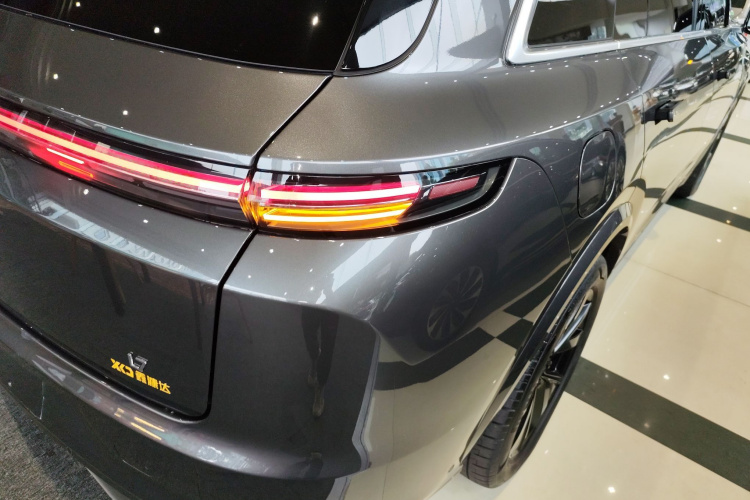 理想汽车 理想L7 2023款 Pro车身外观6006