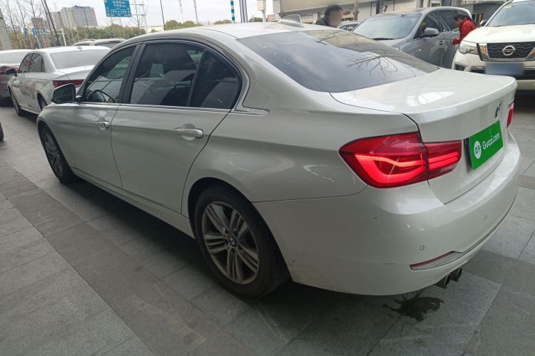 宝马3系 2017款 320Li 时尚型车身外观4