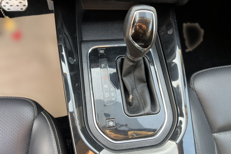 东风风光 风光S560 2019款 1.8L CVT精英型局部细节18