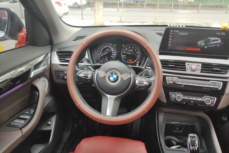 宝马X1 2022款 sDrive25Li 领先型中控内饰13