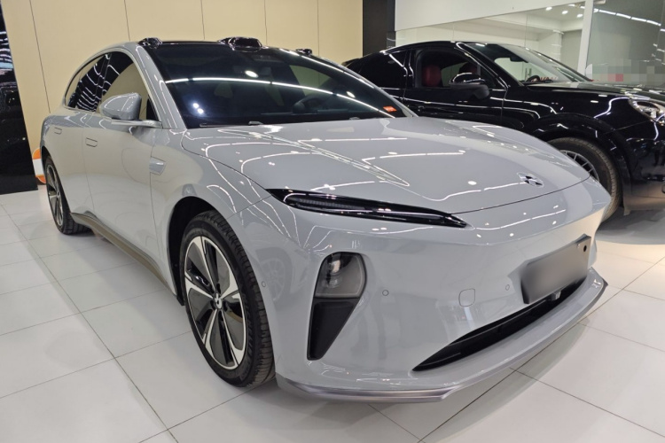 蔚来ET5T 2023款 75kWh Touring车身外观3