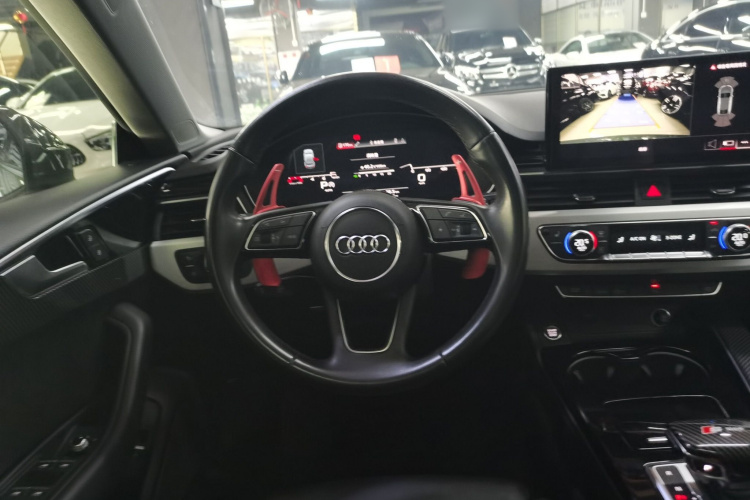 奥迪A5 2022款 Sportback 40 TFSI quattro 豪华动感型中控内饰13