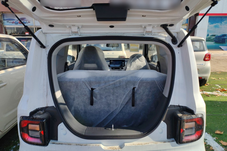 吉利银河 熊猫 2025款 210km 元气熊机舱底盘23