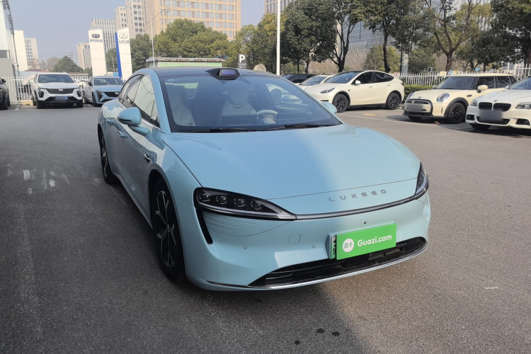 鸿蒙智行 智界S7 2025款 855km Max车身外观6002