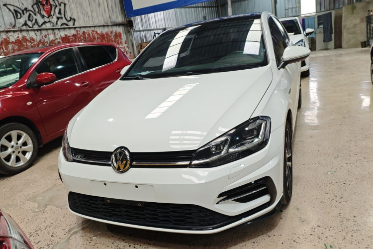 大众 高尔夫 2018款 280TSI 自动R-Line型车身外观6001