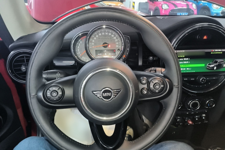 MINI 2019款 1.5T COOPER 经典派局部细节13