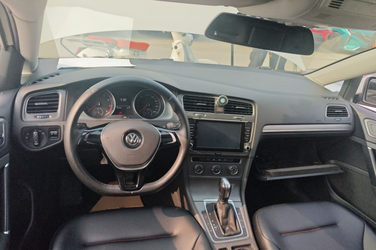 大众 高尔夫 2016款 230TSI 自动舒适型中控内饰7002