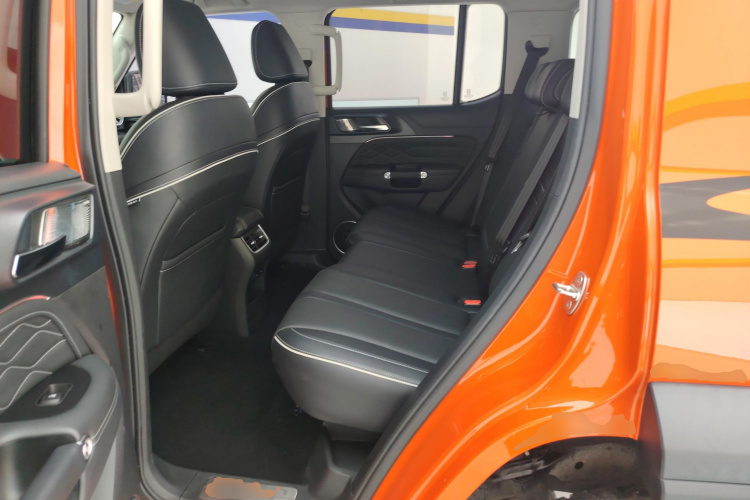 坦克300 2021款 越野版 2.0T 征服者中控内饰21