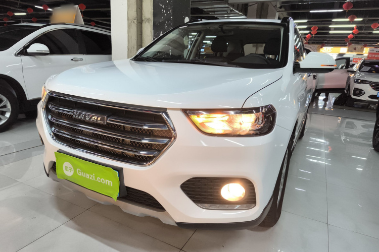 哈弗H6 2021款 运动版 1.5T 自动精英智联型 六边形格栅车身外观2