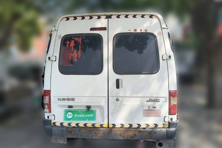 江铃 特顺 2019款 2.8T商运型长轴中顶7座后单胎国VI JX493车身外观6004