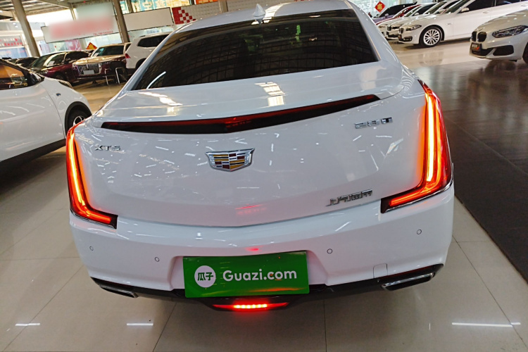 凯迪拉克XTS 2018款 28T 精英型车身外观6
