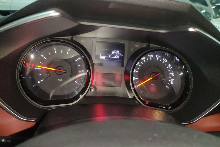 雪铁龙C3-XR 2018款 230THP 手动先锋型局部细节14