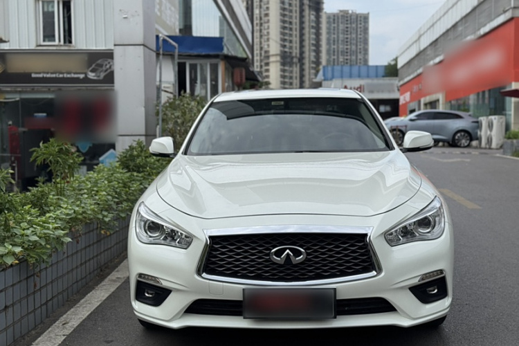 英菲尼迪Q50L 2018款 2.0T 舒适版 国VI车身外观6006