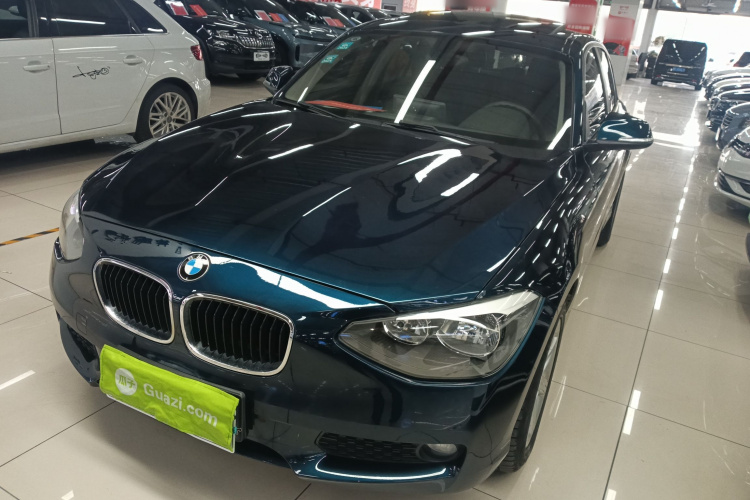 宝马1系(进口) 2013款 改款 116i 领先型车身外观1