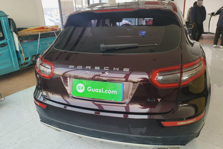 众泰SR9 2017款 2.0T 自动极致之梦版车身外观6