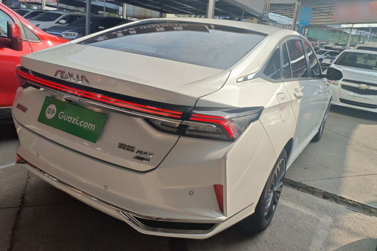 东风风神 奕炫MAX 2023款 1.5T 超炫潮爸版车身外观7