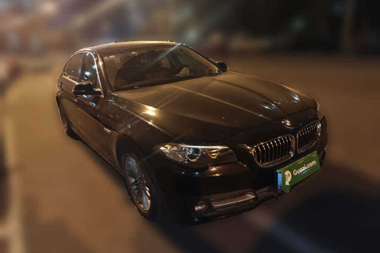 宝马5系 2014款 525Li 领先型车身外观3