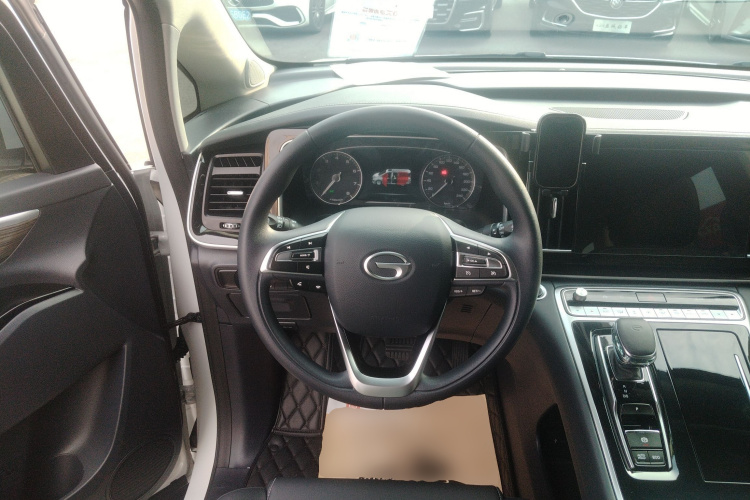 广汽传祺 传祺M8 2024款 领秀系列 390T 豪华版中控内饰13