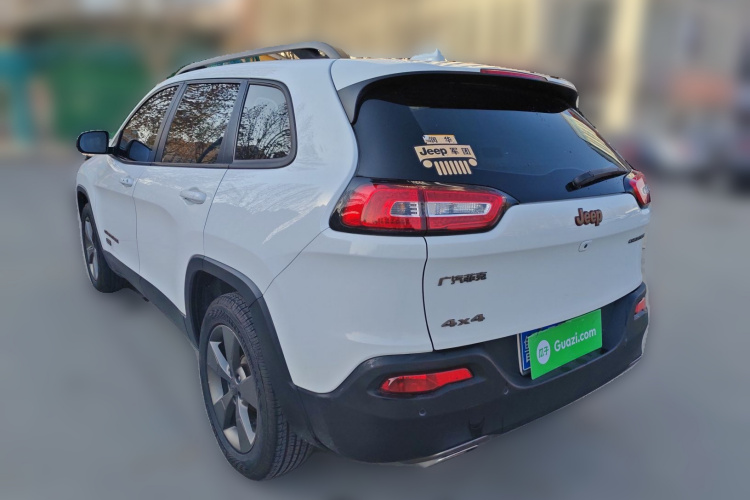 Jeep 自由光 2016款 2.4L 75周年致敬版车身外观5