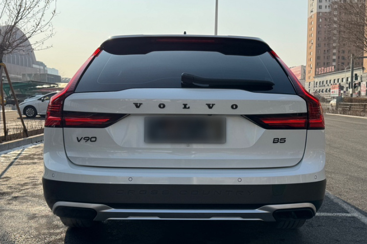 沃尔沃V90 2021款 Cross Country B5 AWD 智远版车身外观6001