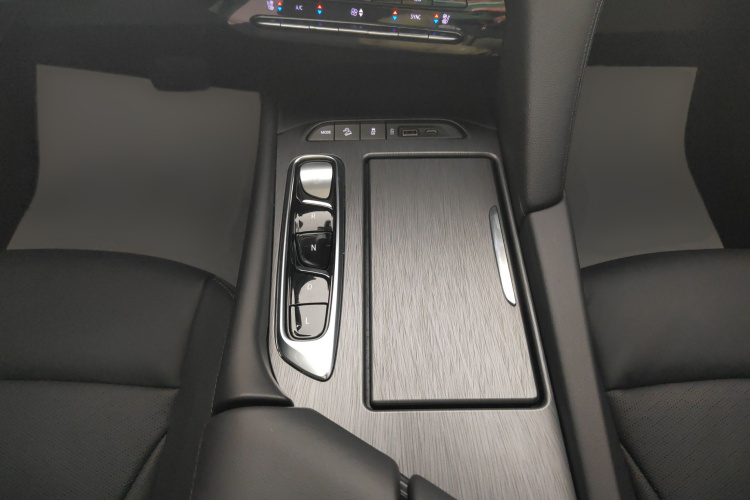 别克 昂科旗 2020款 28T 四驱尊贵型局部细节18