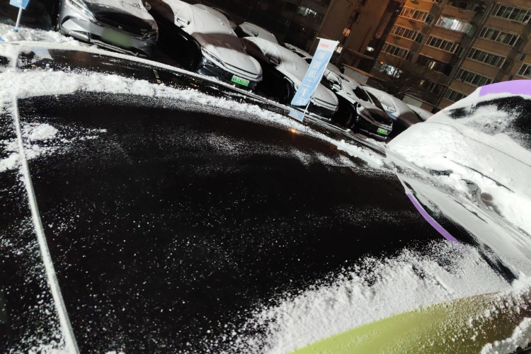 极氪001 2023款 WE版 86kWh局部细节57