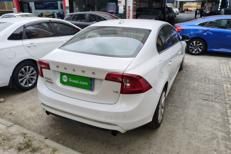 沃尔沃S60 2017款 S60L T4 智远版车身外观6005