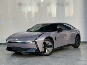 小鹏P7 2025款 702 长续航 Ultra