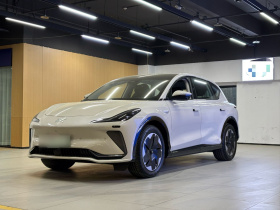 智己汽车 智己LS7 2023款 77kWh Urban Fit后驱版