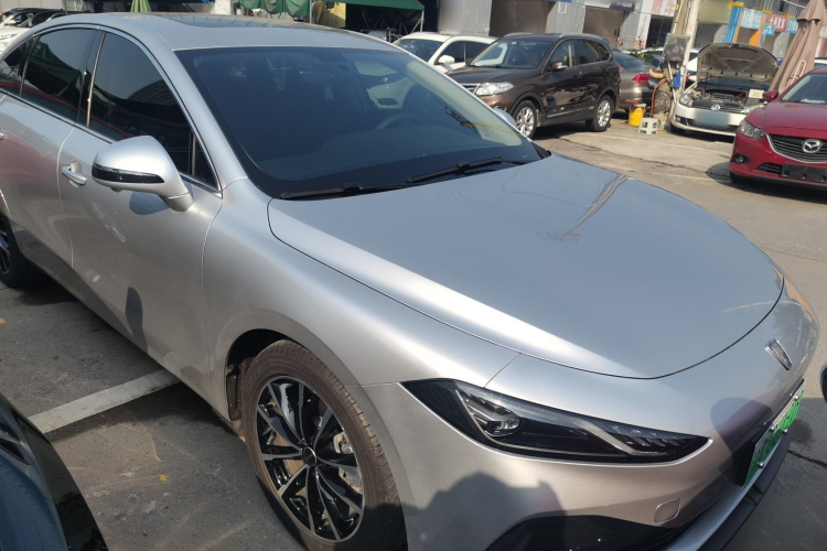 荣威D7 2025款 DMH 125km 世界冠军卓越版车身外观3