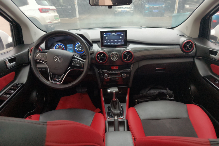 北京汽车 绅宝X25 2015款 1.5L 自动精英型中控内饰7002