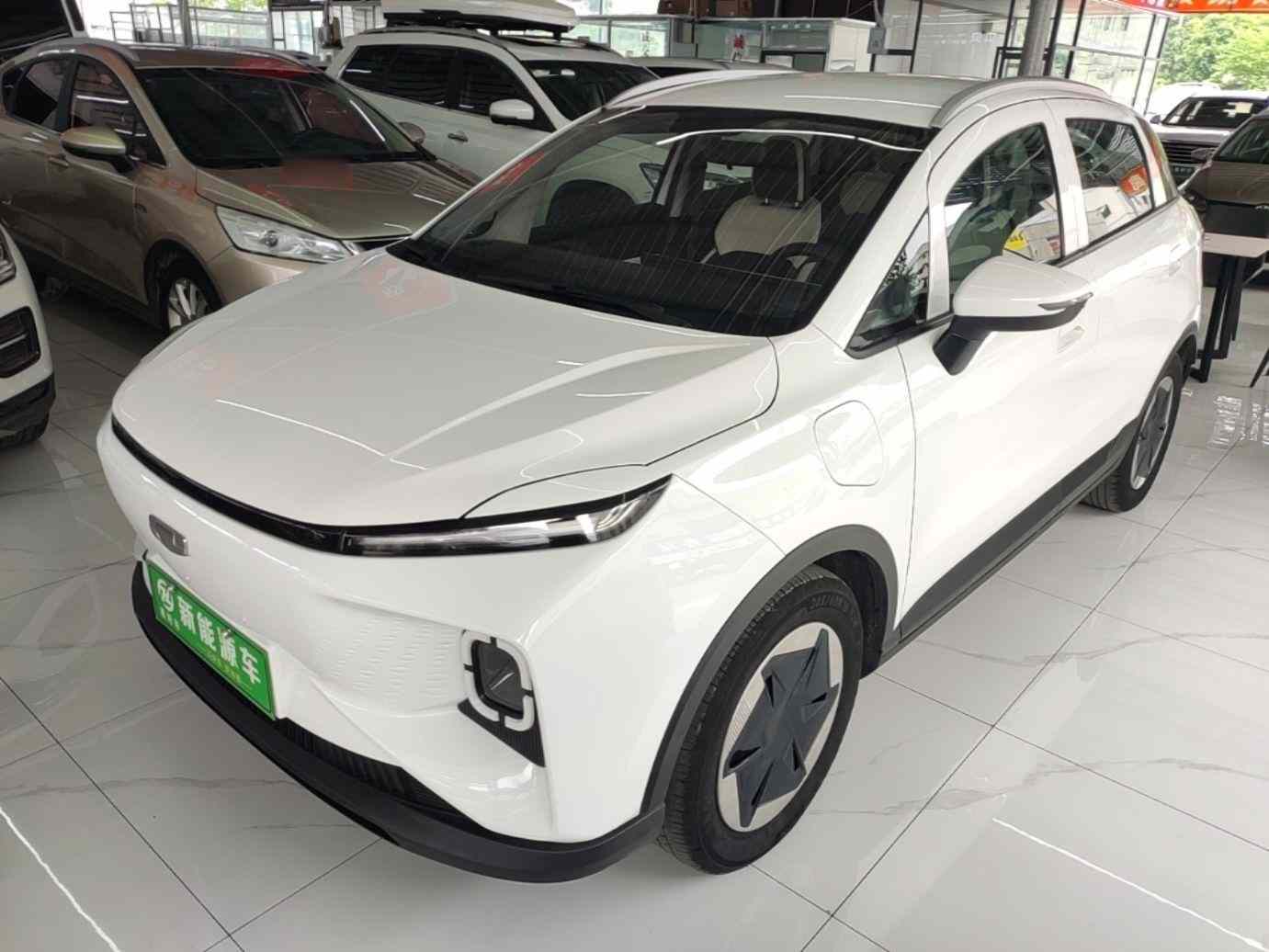 吉利几何E萤火虫 2024款 401km 星光(2)