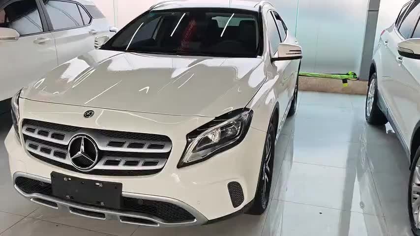 奔驰GLA 2017款 GLA 200 时尚型实拍1