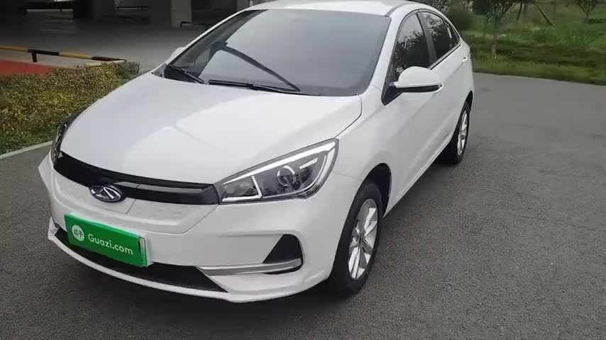 奇瑞新能源 艾瑞泽e 2024款 405km 出行版实拍1