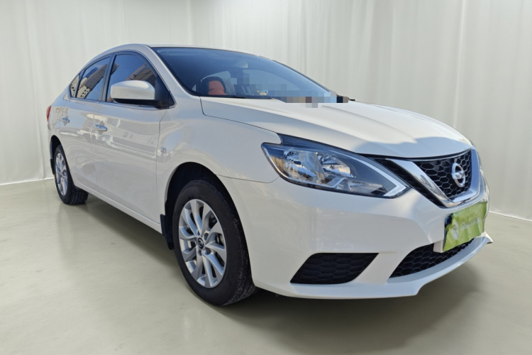 日产 轩逸 2024款 改款三 经典 1.6XE CVT舒适版车身外观3