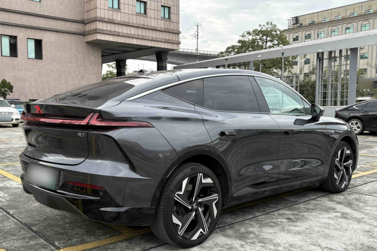 飞凡汽车 飞凡R7 2023款 后驱屏霸版车身外观6004