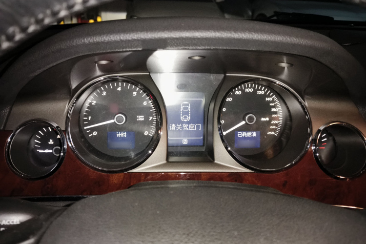 别克 林荫大道 2011款 博鳌论坛纪念版局部细节14