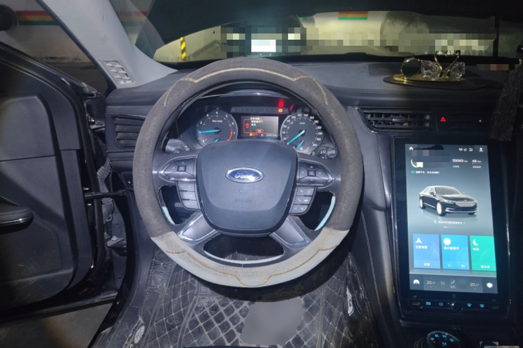 福特 金牛座 2019款 EcoBoost 245 悦享版中控内饰13