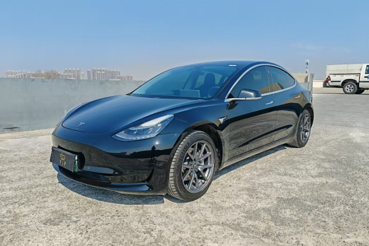 特斯拉 Model 3 2020款 标准续航后驱升级版车身外观1