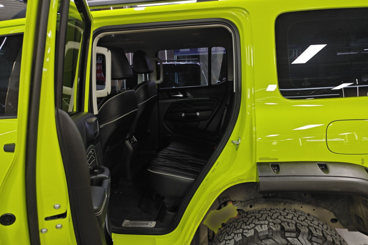 坦克300 2022款 2.0T 坦克游侠中控内饰21