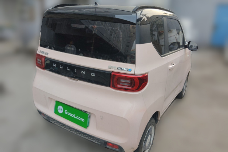 五菱汽车 宏光MINIEV 2022款 马卡龙臻享款 磷酸铁锂车身外观7